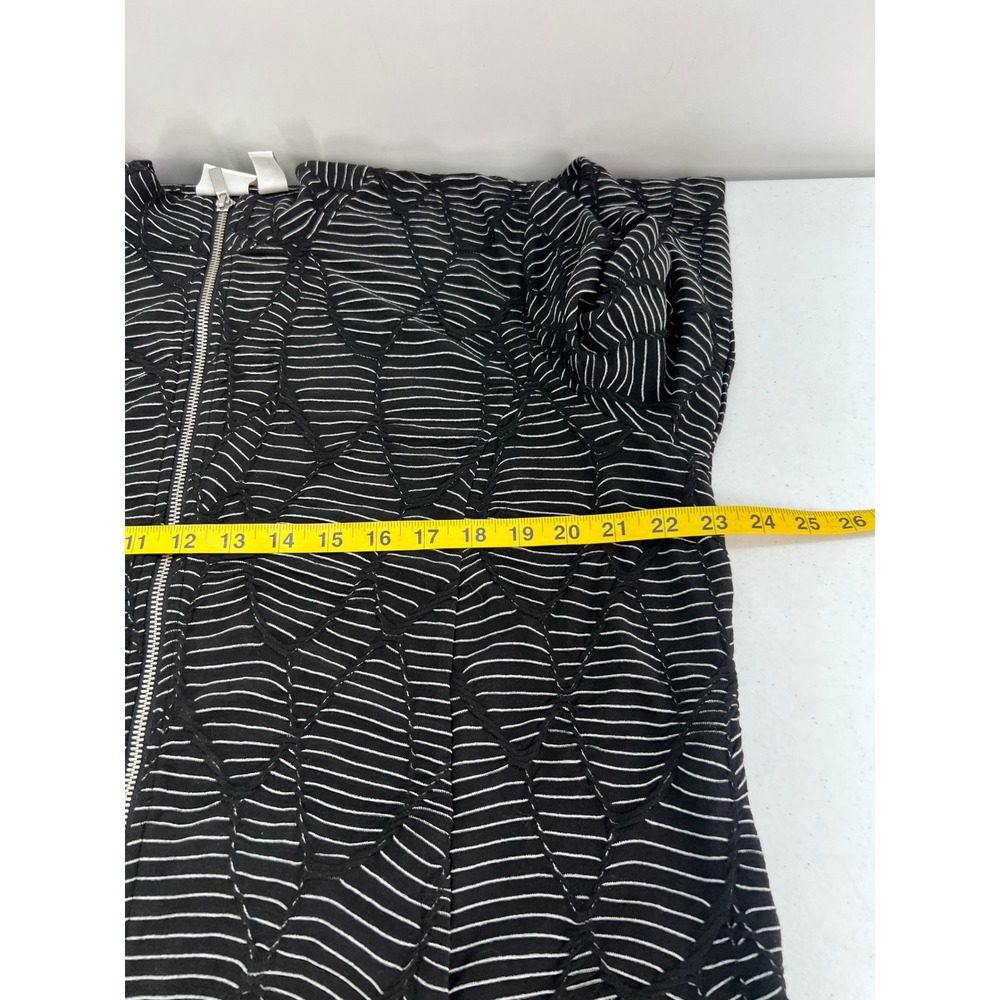 Weekends By Chico's 3 US XL Black Striped Textured Full Zip Mock Neck Jacket - Picture 6 of 14